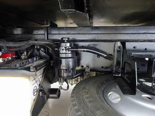 デュトロ 2t 4WD FJL 標準 平ボデー