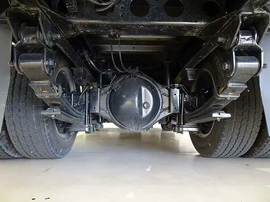 デュトロ 2t 4WD FJL 標準 平ボデー