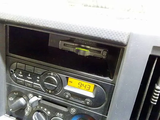 エルフ 2t FFL 標準 平ボデー 総重量5t未満