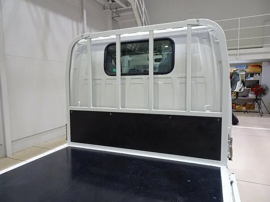 エルフ 2t FFL 標準 平ボデー 総重量5t未満