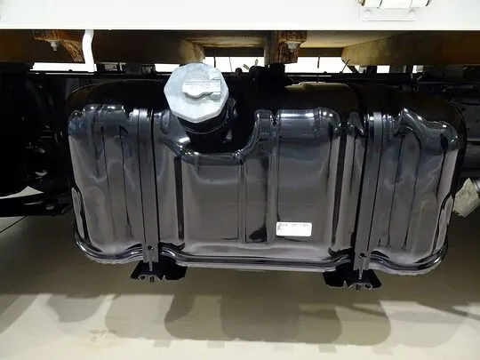 エルフ 2t FFL 標準 平ボデー 総重量5t未満