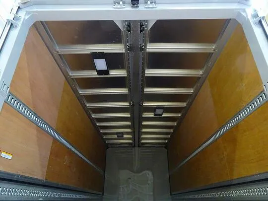 フォワード 7.3t 増トン ワイドベッド付 アルミウイング リアエアサス 240ps