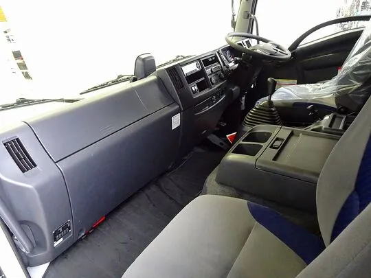 フォワード 7.3t 増トン ワイドベッド付 アルミウイング リアエアサス 240ps