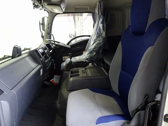 フォワード 7.3t 増トン ワイドベッド付 アルミウイング リアエアサス 240ps