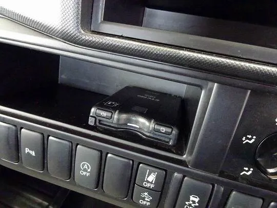 デュトロ 2t FJL 強化ダンプ 総重量5t未満