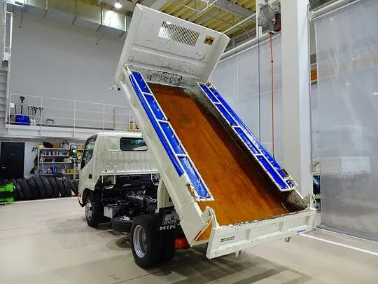 デュトロ 2t FJL 強化ダンプ 総重量5t未満