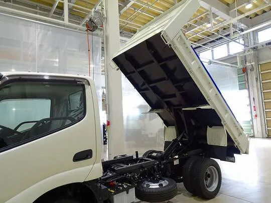 デュトロ 2t FJL 強化ダンプ 総重量5t未満