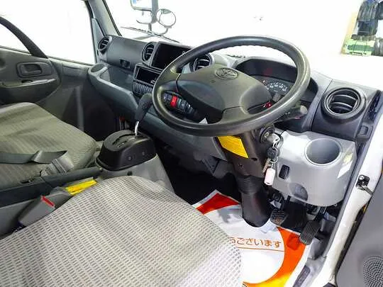 ダイナ 1.25t 4WD FJL Sタイヤ 平ボデー