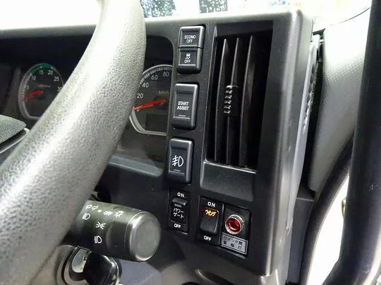 フォワード 2.25t ワイドベッド付 アルミウイング マルチゲート付 リアエアサス 240ps