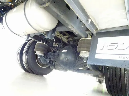 フォワード 2.25t ワイドベッド付 アルミウイング マルチゲート付 リアエアサス 240ps