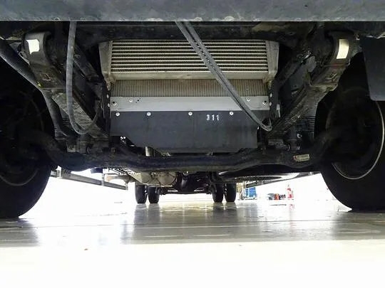 フォワード 2.25t ワイドベッド付 アルミウイング マルチゲート付 リアエアサス 240ps