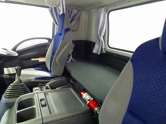 フォワード 2.25t ワイドベッド付 アルミウイング マルチゲート付 リアエアサス 240ps