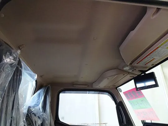 キャンター 3t 4No. 全低床 垂直P/G付 未使用車