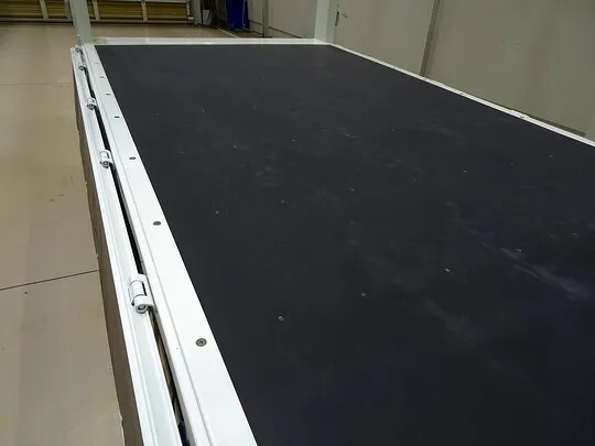 キャンター 3t 4No. 全低床 垂直P/G付 未使用車