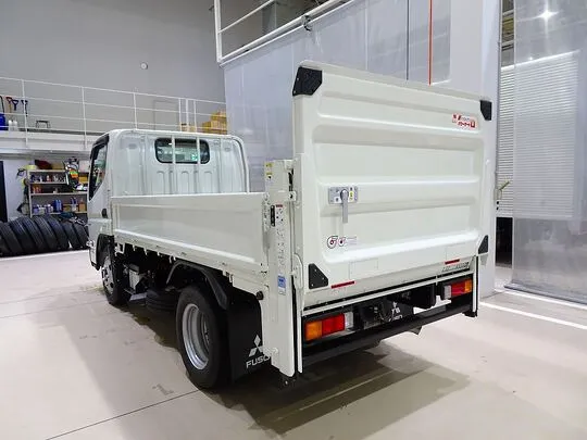 キャンター 3t 4No. 全低床 垂直P/G付 未使用車