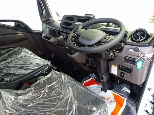 キャンター 3t 4No. 全低床 垂直P/G付 未使用車