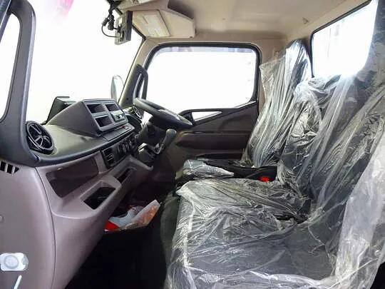 キャンター 3t 4No. 全低床 垂直P/G付 未使用車