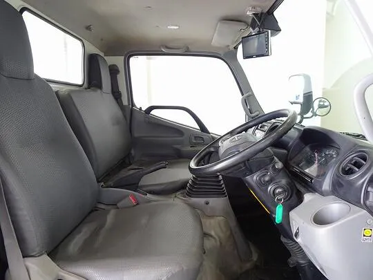 デュトロ 2t 4WD FJL 標準 垂直P/G付