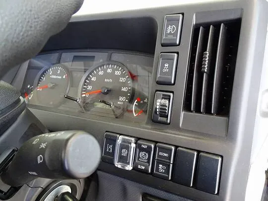 エルフ 2t FFL 標準 平ボデー 総重量5t未満