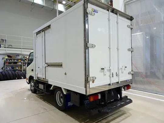 デュトロ 2t FJL 標準 低温冷凍車 総重量5t未満