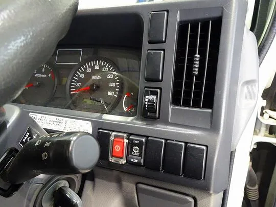 エルフ 1.5t 4WD FFL Sタイヤ 平ボデー