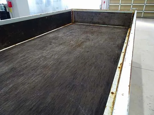 エルフ 1.5t 4WD FFL Sタイヤ 平ボデー