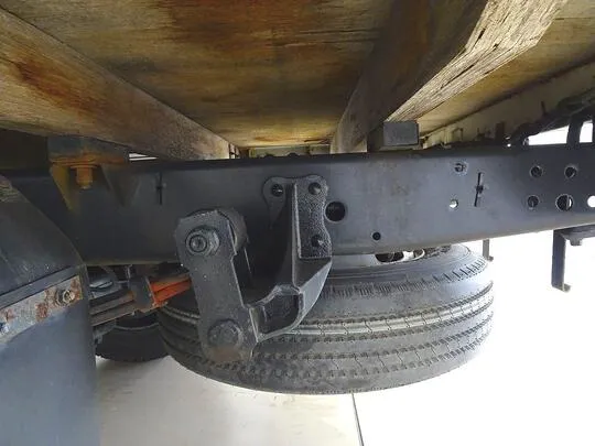 エルフ 1.5t 4WD FFL Sタイヤ 平ボデー