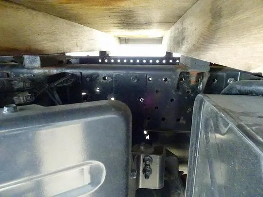 エルフ 1.5t 4WD FFL Sタイヤ 平ボデー