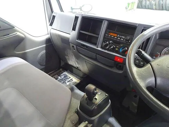 エルフ 1.5t 4WD FFL Sタイヤ 平ボデー