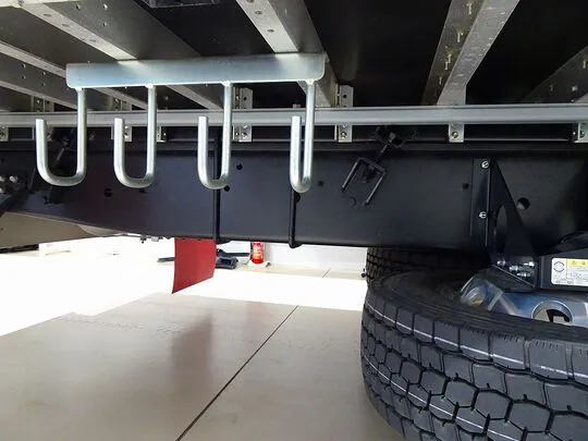 ギガ 14.6t 3軸 2デフ アルミウイング リアエアサス 380ps