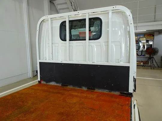 エルフ 2t FFL 標準 平ボデー 総重量5t未満