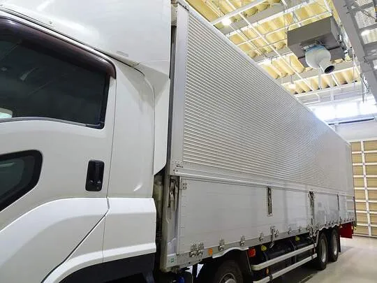 ギガ 13.5t 4軸 アルミウイング リアエアサス 380ps