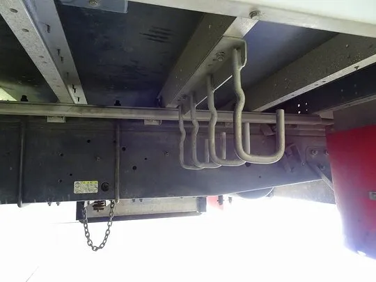 ギガ 13.5t 4軸 アルミウイング リアエアサス 380ps