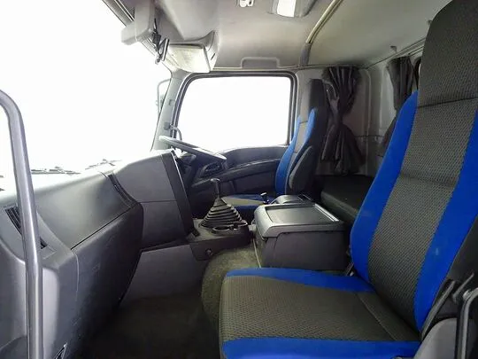 ギガ 13.5t 4軸 アルミウイング リアエアサス 380ps