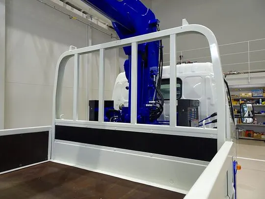 デュトロ 3t FJL 標準ロング タダノ4段クレーン付