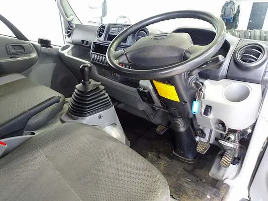 デュトロ 3t FJL 標準ロング タダノ4段クレーン付