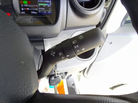 デュトロ 3.5t FJL ワイドロング 2段折れ式垂直P/G付 未使用車