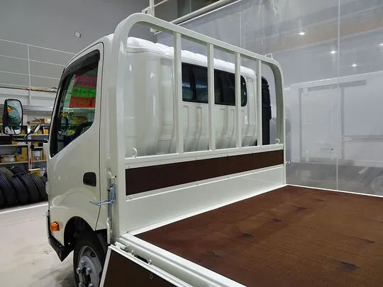 デュトロ 3.5t FJL ワイドロング 2段折れ式垂直P/G付 未使用車