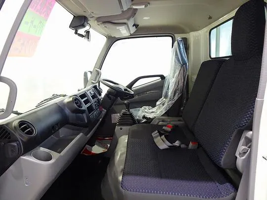 デュトロ 3.5t FJL ワイドロング 2段折れ式垂直P/G付 未使用車