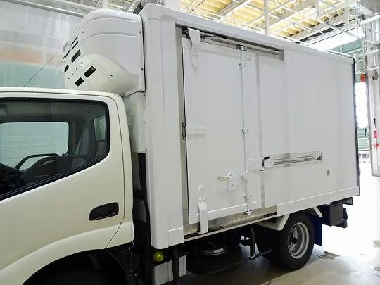 デュトロ 2t FJL 標準 低温冷凍車 総重量5t未満