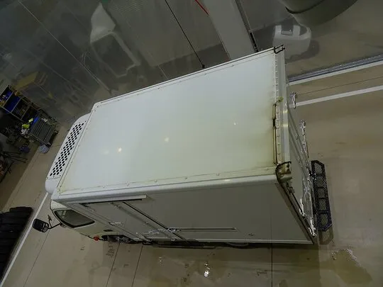 デュトロ 2t FJL 標準 低温冷凍車 総重量5t未満