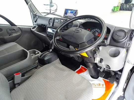 デュトロ 2t FJL 標準 低温冷凍車 総重量5t未満