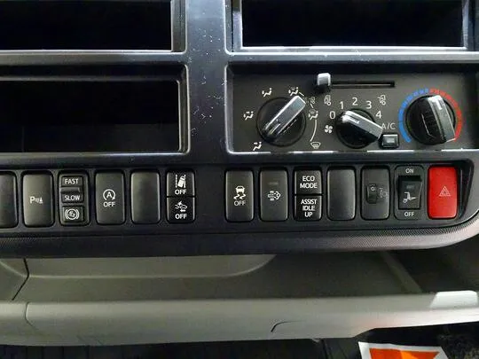 デュトロ 4.3t 高床 ワイド超ロング マルチP/G付 未使用車