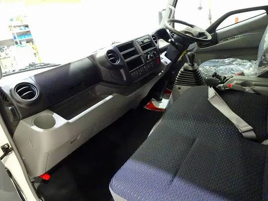 デュトロ 4.3t 高床 ワイド超ロング マルチP/G付 未使用車