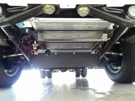 エルフ 1.55t 4WD FFL Wタイヤ 平ボデー 未使用車