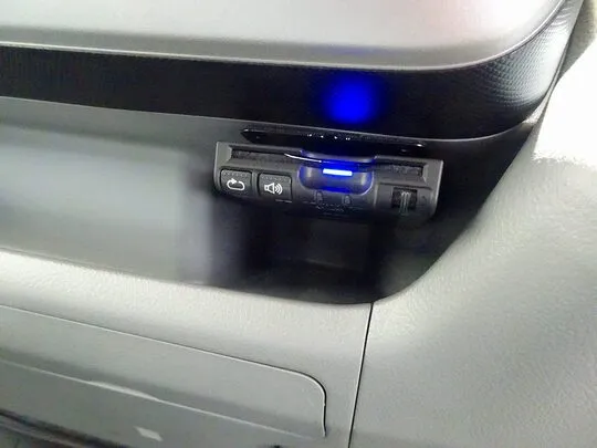 ダイナ 2t FJL 標準セミロング 平ボデー 総重量5t未満