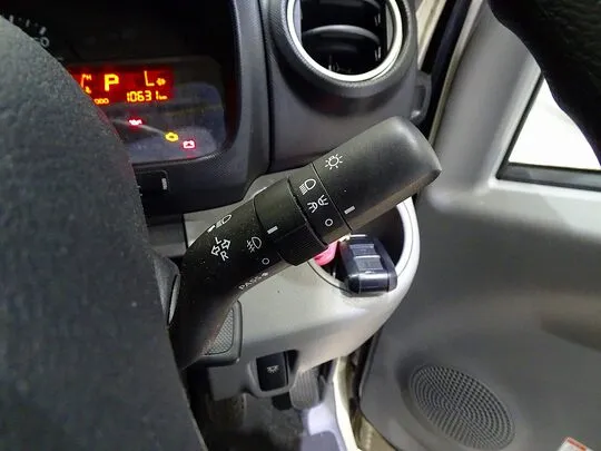 ダイナ 2t FJL 標準セミロング 平ボデー 総重量5t未満