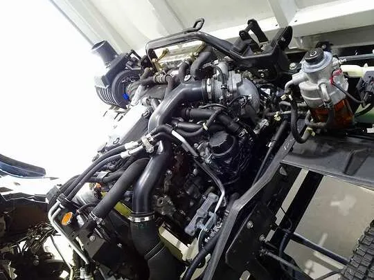 フォワード 2.95t ワイドベッドレス アルミウイング 210ps