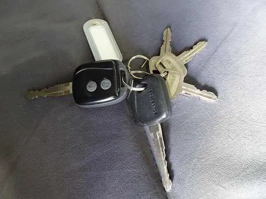 フォワード 2.95t ワイドベッドレス アルミウイング 210ps