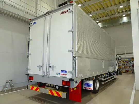 フォワード 3.05t ワイドベッドレス アルミウイング 210ps